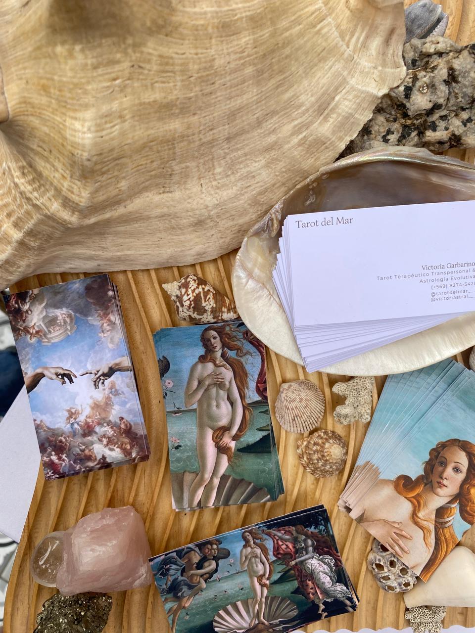 Taller Tarot & Collage Intuitivo